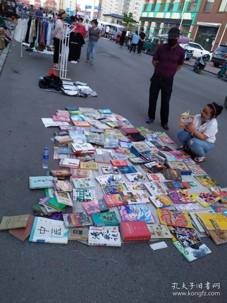 摆摊卖书在哪里摆摊合适,摆地摊卖书的经验
