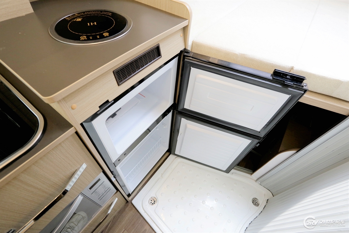 19江铃福特全顺多少钱,19.98万新全顺房车价格