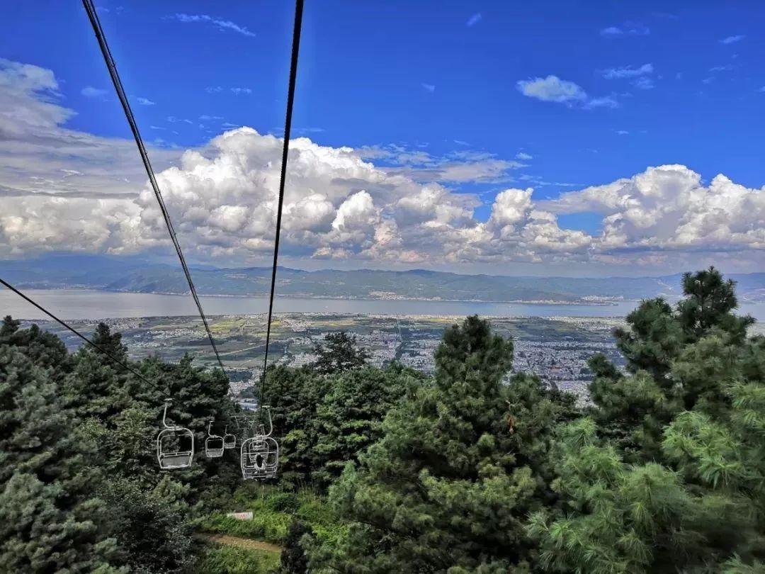 苍山徒步最全攻略｜夏末秋初去大理，苍山碧*欲色**流，洱海烟波浩渺