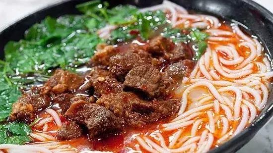 云南米线前十,舌尖上的云南过手米线