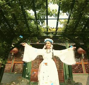 香妃故事完整版,香妃为什么身上是香的