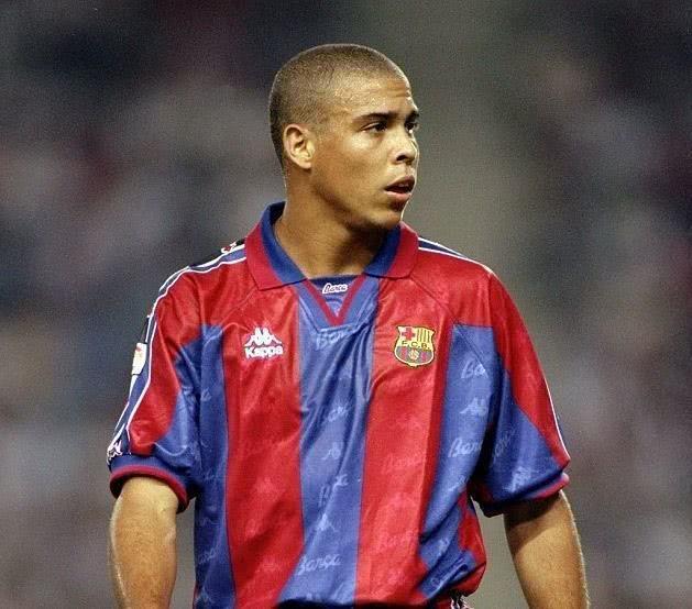 二十岁的世界足球先生的记录,世界足球先生罗纳尔多20岁