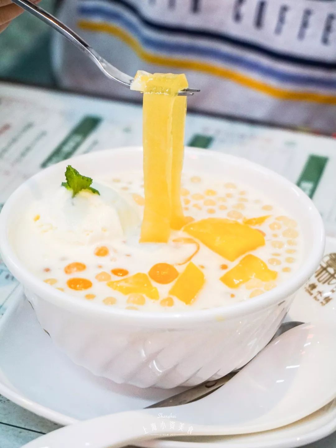 魔都独一碗的翡翠糊，入口超级浓郁细滑