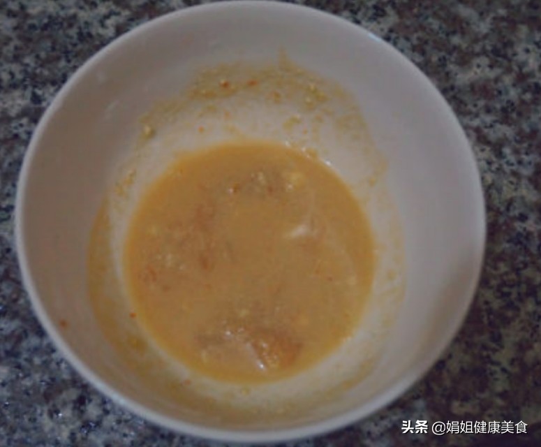 炒空心菜放腐乳是哪个地方的做法,腐乳空心菜做法还挺简单的