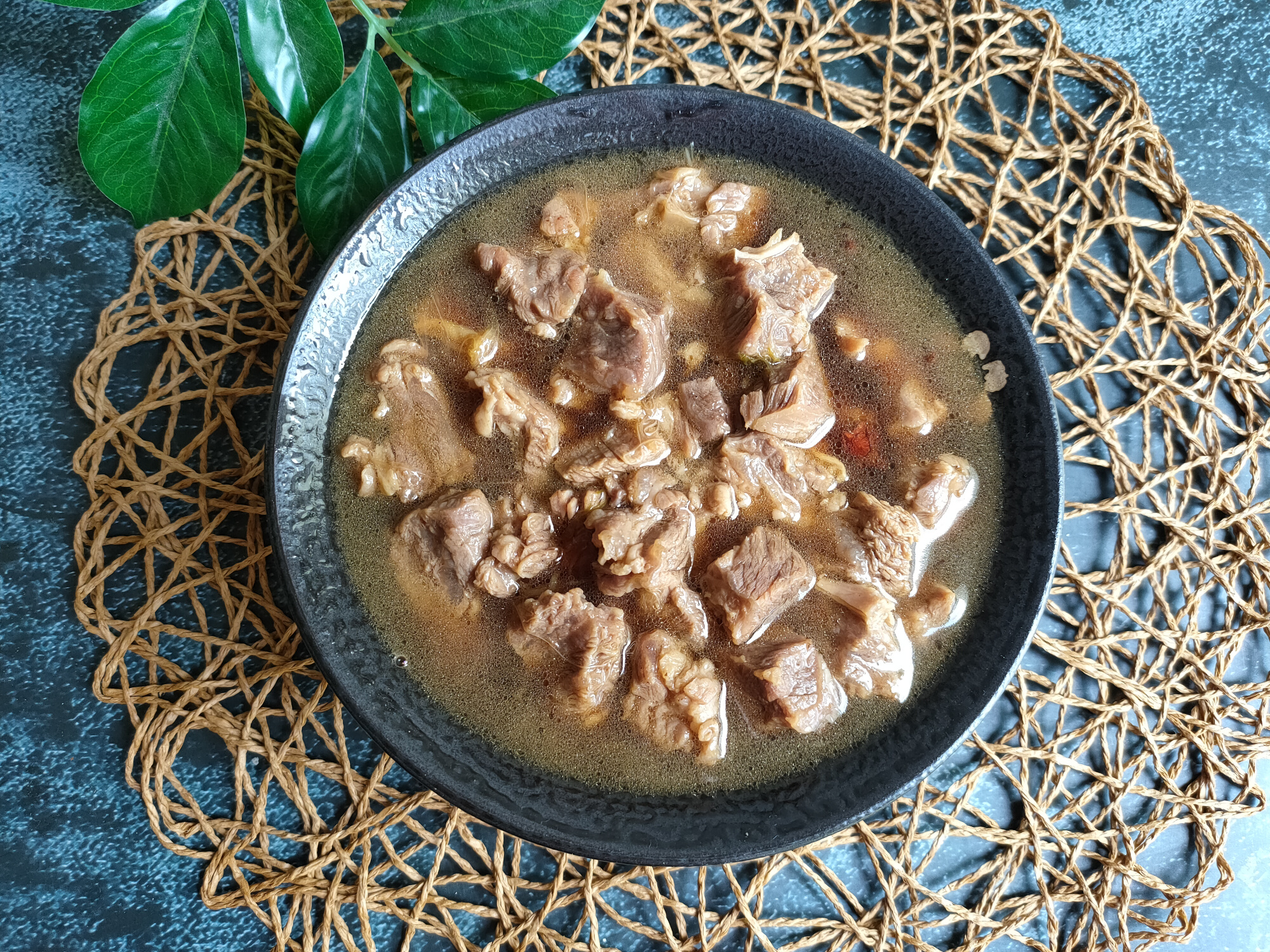 炖牛腩怎样不油,炖牛腩怎么不缩水