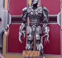 威震天得知自己被举报,威震天被举报外国人评论