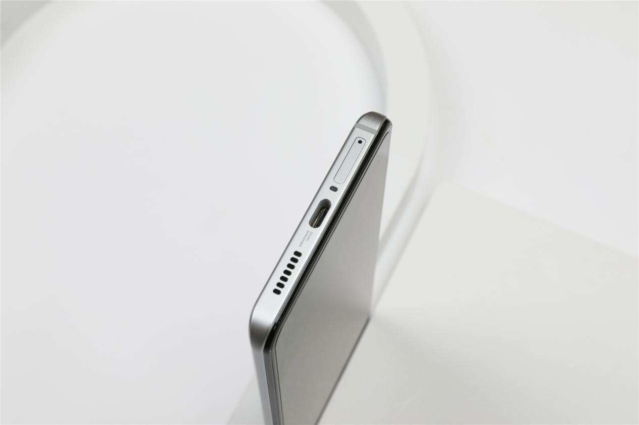 iqoo7传奇版和普通的有什么区别,iqoo7传奇版和普通版的有区别吗