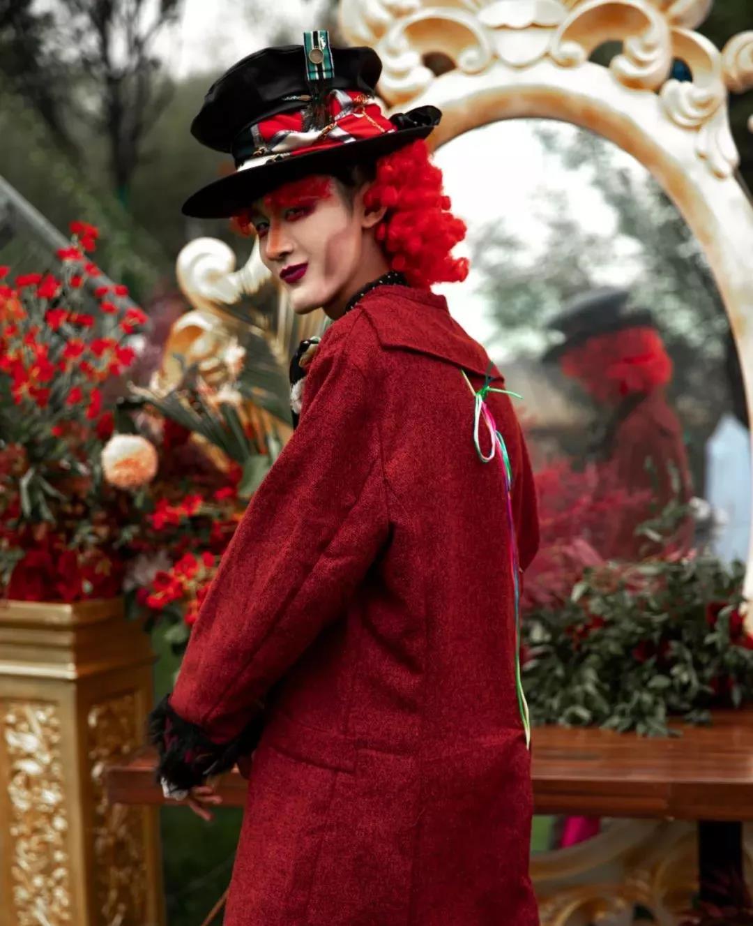 QUNEEN梦游仙境女王派对，天著之上有美的竞相发生