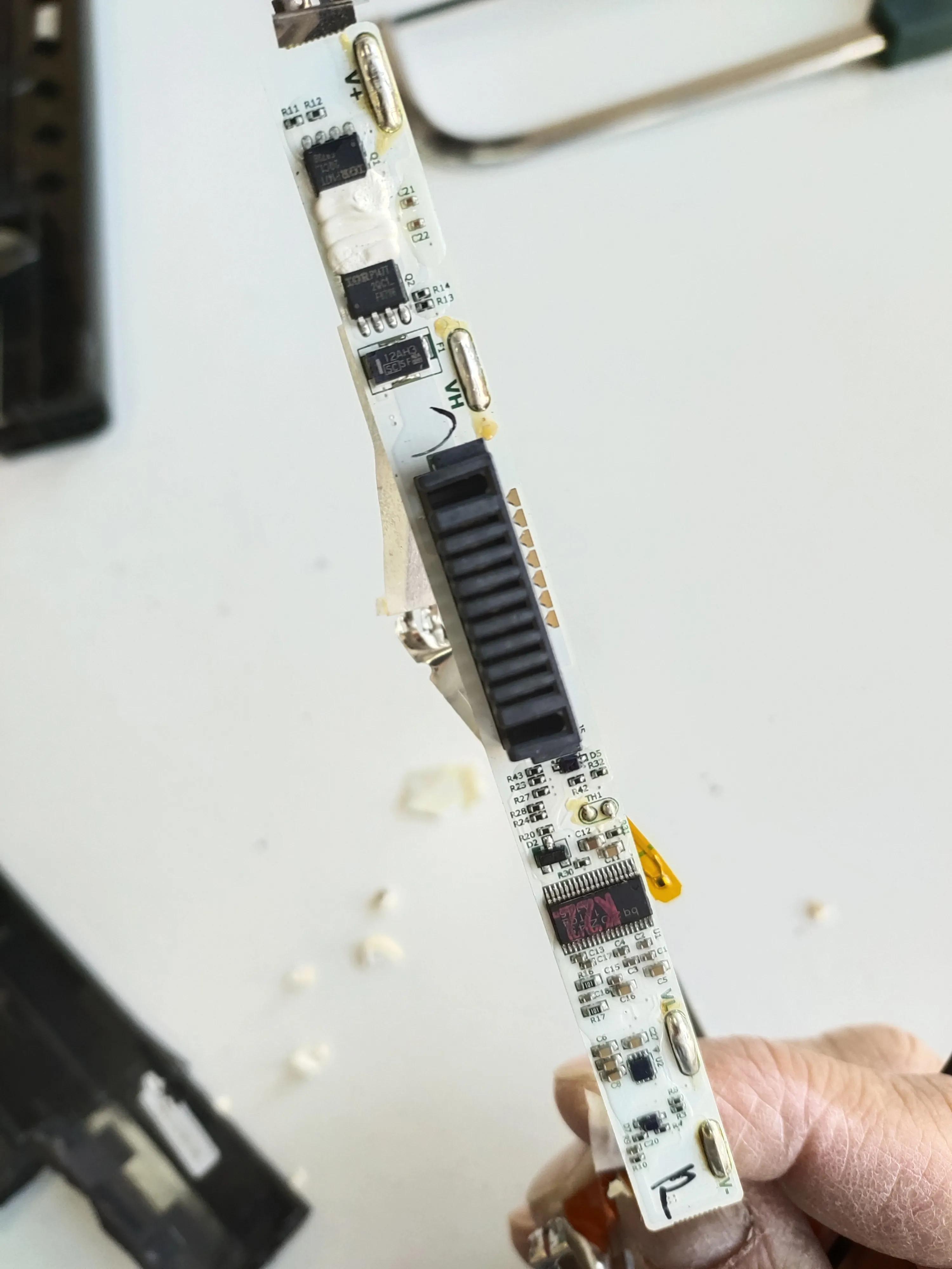 华硕笔记本电池拆解,华硕笔记本电池拆解教程