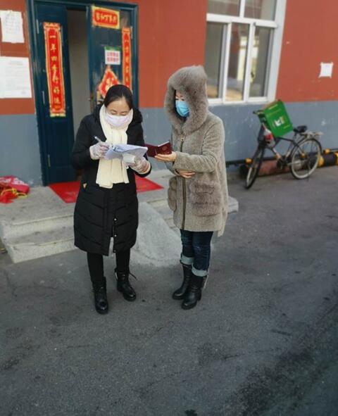 基层干部他们是最美逆行者 (机关干部争当最美逆行者)