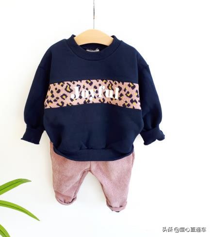 韩国童装短袖t恤搭配,早秋流行什么衣服童装