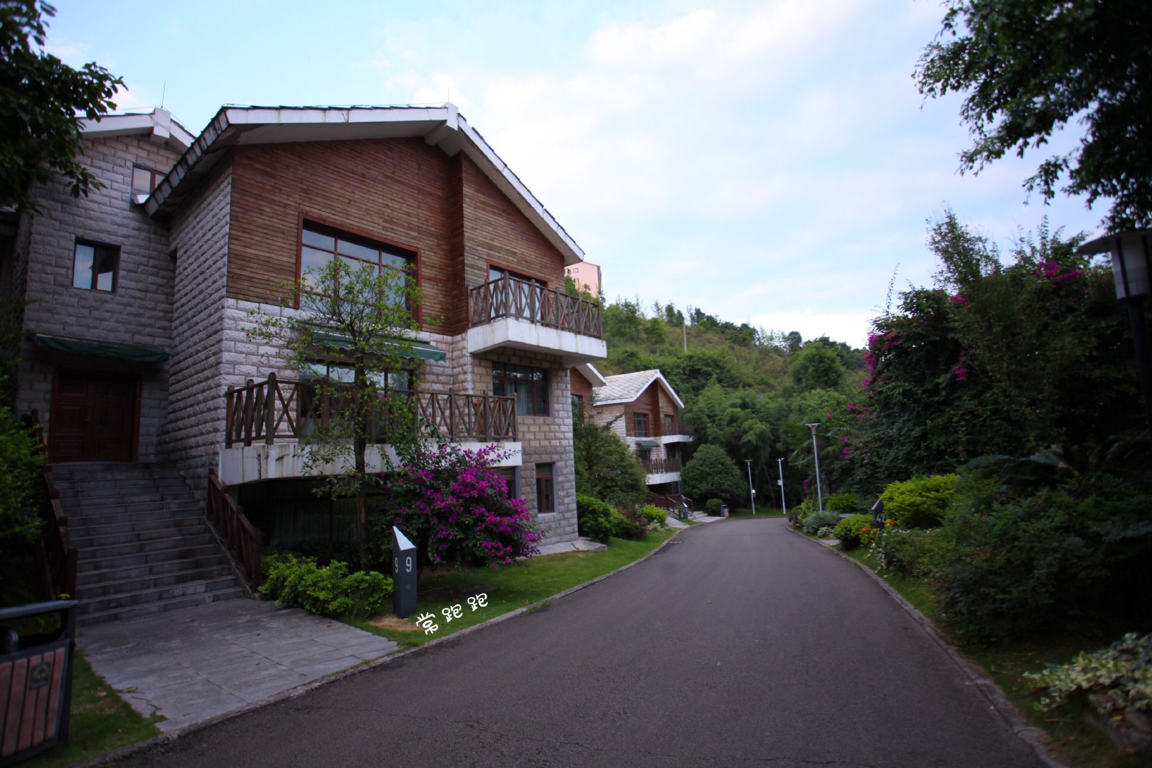 黄果树瀑布桃花源,贵州安顺黄果树瀑布特色