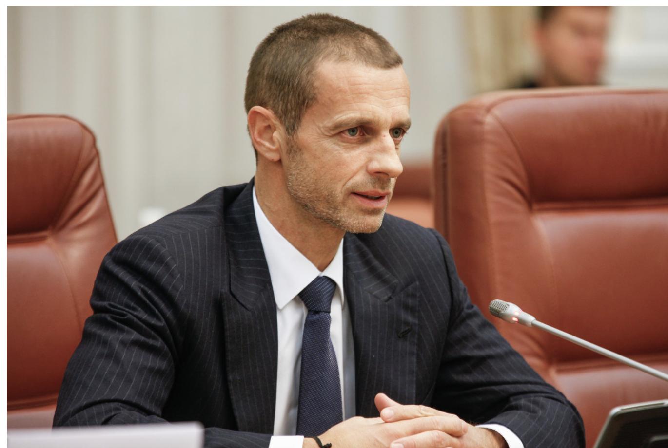 欧超还没结束！皇马球迷力挺老佛爷，曝巴萨密会欧足联主席