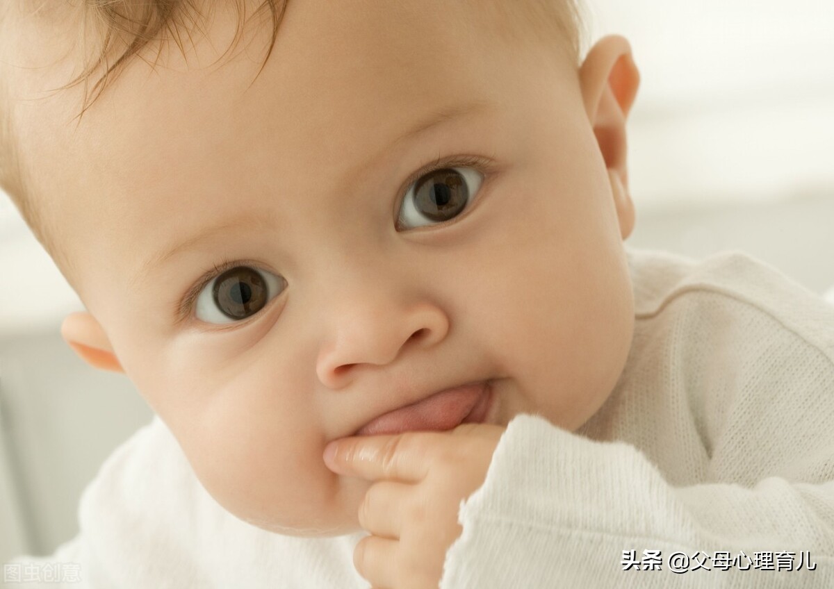 三岁前的宝宝该如何教育,三岁前的孩子应该怎么教育