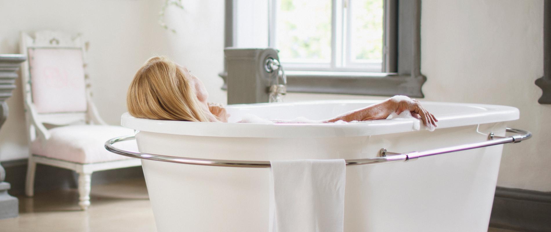 皮肤干保湿的正确方法,皮肤特别干怎么用面霜快速补水