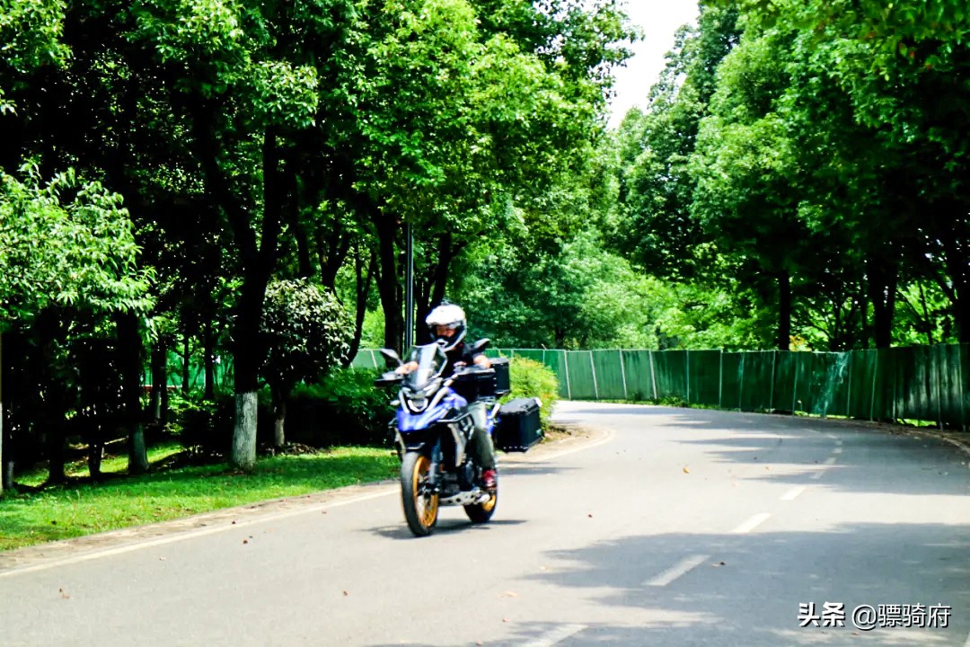 凯越500x单摇臂和本田cb400x,凯越500x单摇臂和凯越525的区别