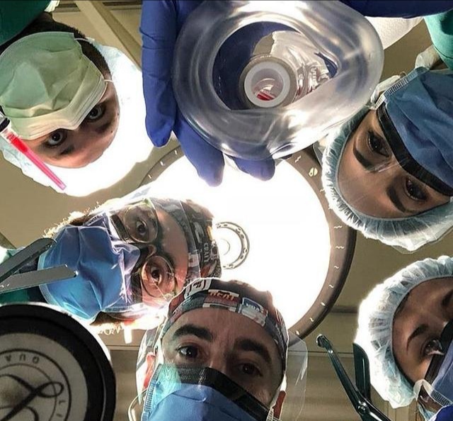 腿疼膝盖骨刺的最快解决方法,膝盖骨刺关节炎疼痛解决最好办法