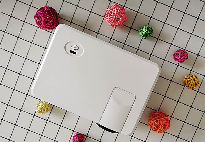 瑞格尔迷你投影,瑞格尔投影数码科技