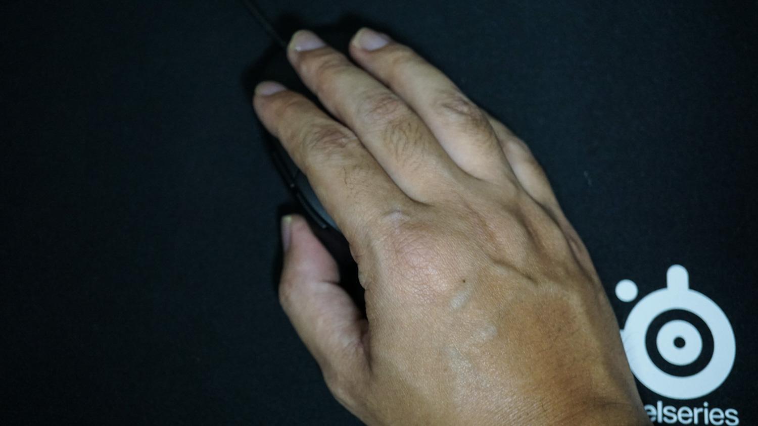 百元入门游戏鼠标对比,3950大厂鼠标推荐