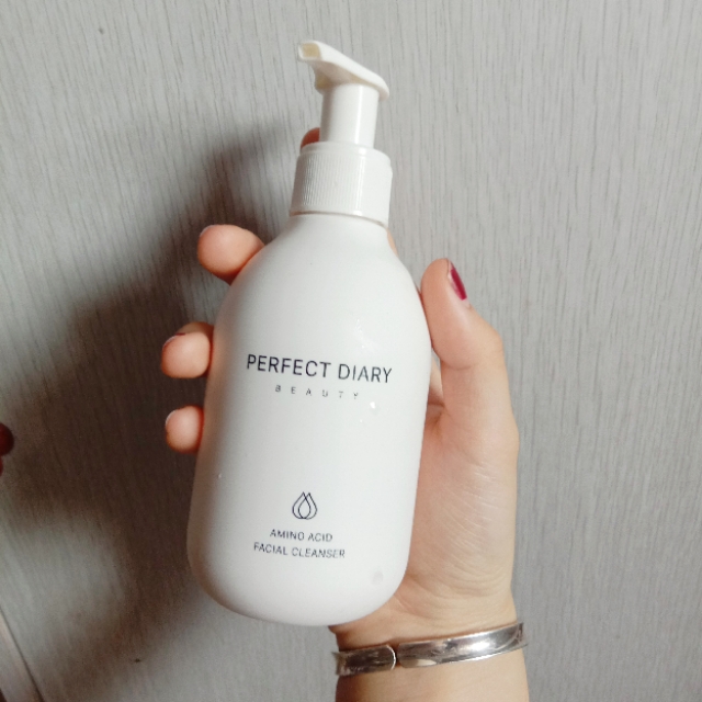 完美日记大白氨基酸洗面奶,完美日记氨基酸洗面奶
