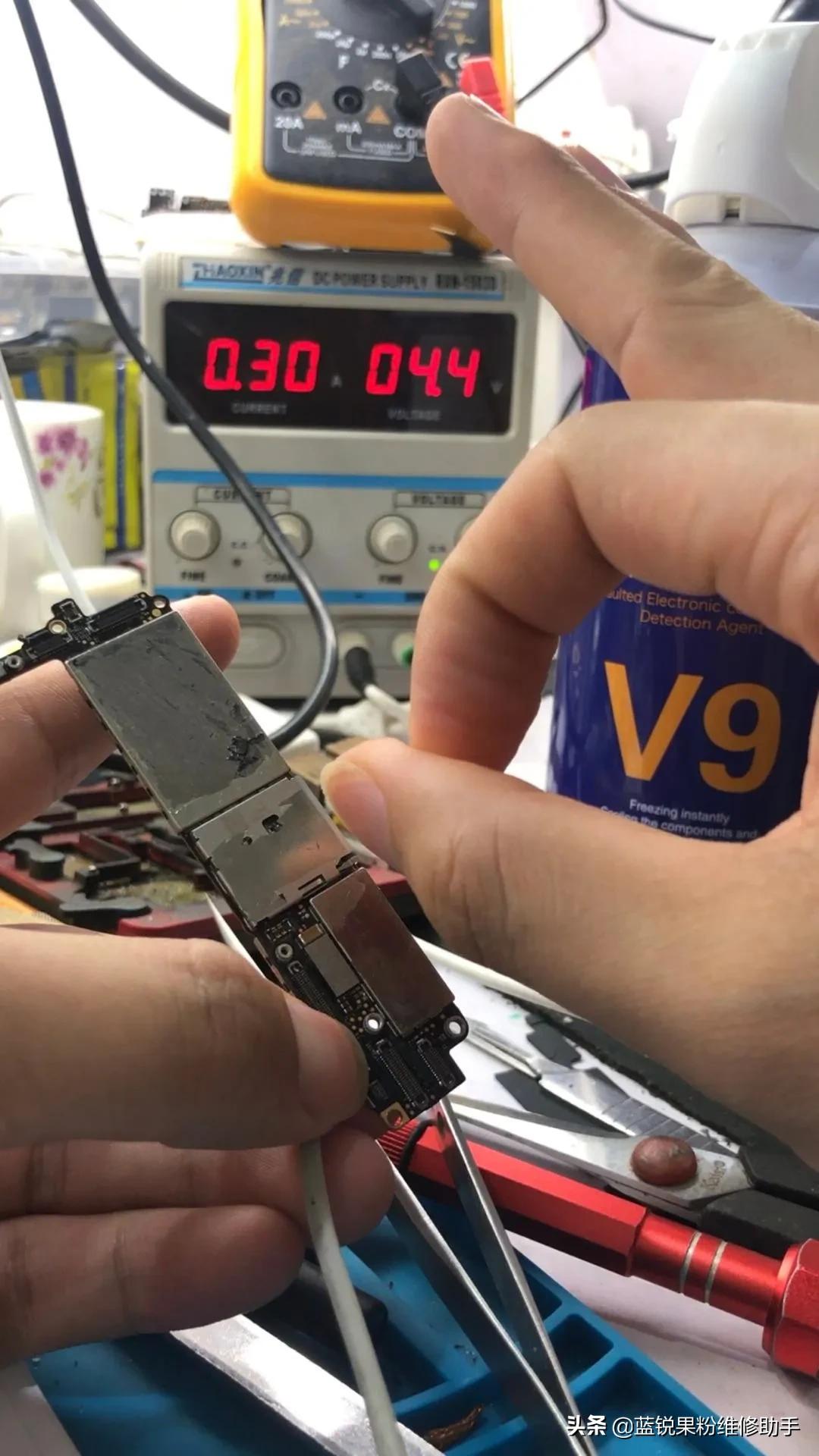 iphone8开机1.8v供电短路,iphone8plus供电接地不开机