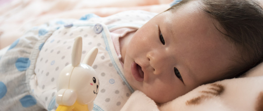 为什么孩子过百天要提前过,3个月25天宝宝发育标准