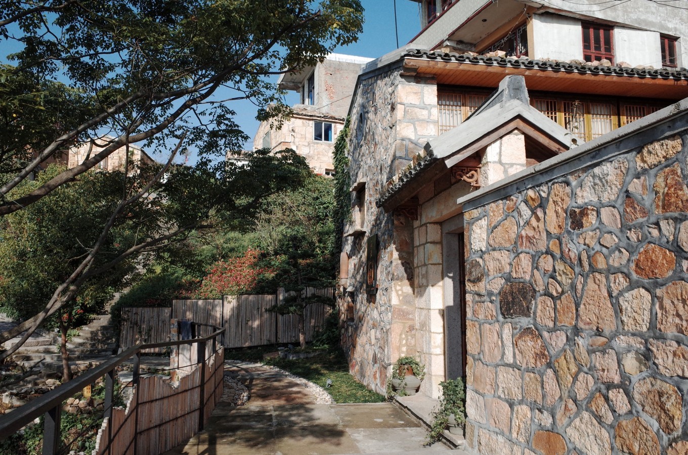 推荐一下石塘的民宿,怀旧民宿石塘