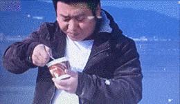 搞笑gif趣图姑娘有话好好说别动手,开心一刻gif搞笑动图