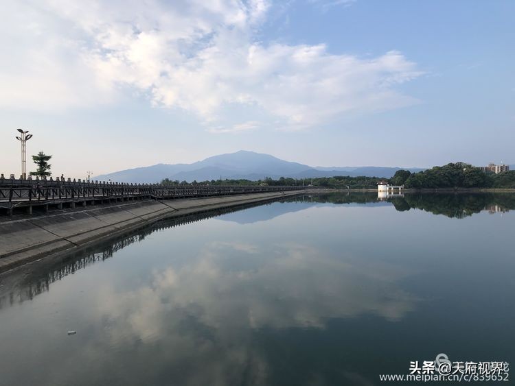 中国百慕大黑竹沟了解一下,穿越黑竹沟揭秘中国百慕大