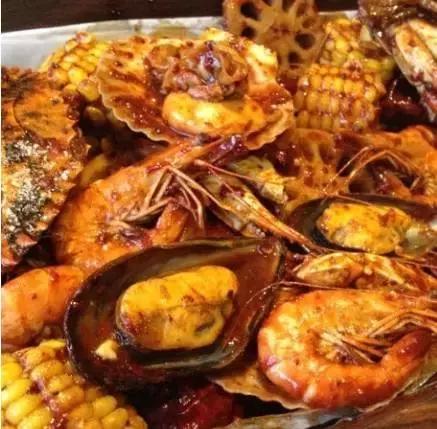 盘点国内最坑十大美食街,国内最踩坑的十条美食街