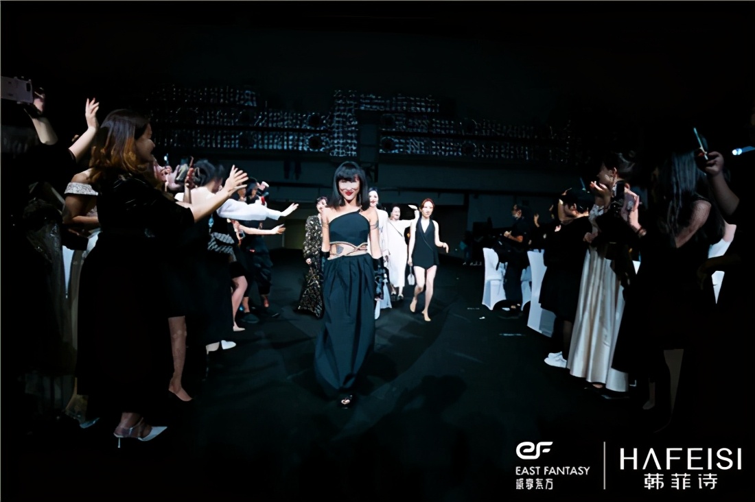 韩菲诗国庆节,韩菲诗直播回放完整版