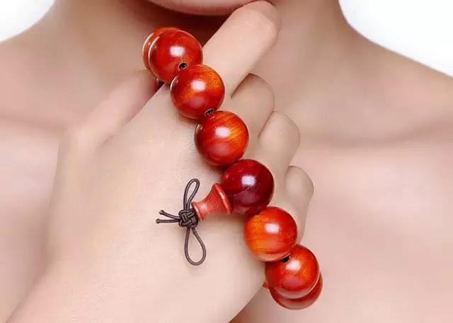 无绳结手串打结方法,文玩核桃手串绳结打法