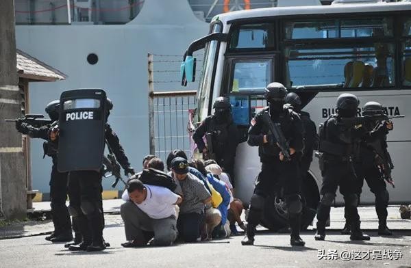 911恐怖袭击事件真实经历,911恐怖袭击事件深度解析