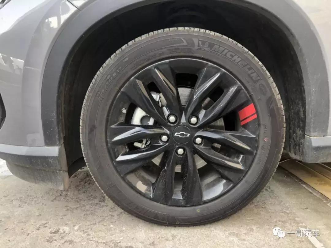 后备箱常备帐篷沙滩椅这样的沃兰多可以来一打