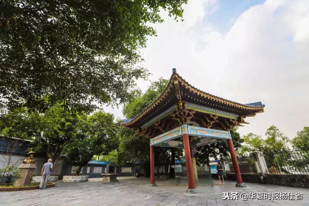 广西崇左离防城港有多远,崇左在防城港属于什么样的地位