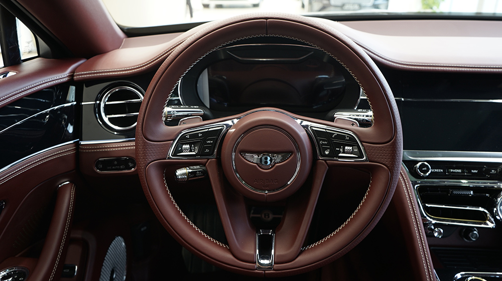 宾利飞驰2024款是立标还是平标,运动宾利飞驰