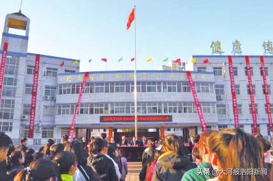 三案三思、德育手抄报,助学生快乐成长特色教育铸就孟津县直中学河洛名校