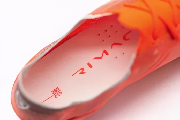 第五代pumaultra足球鞋测评,pumaultramg足球鞋测评