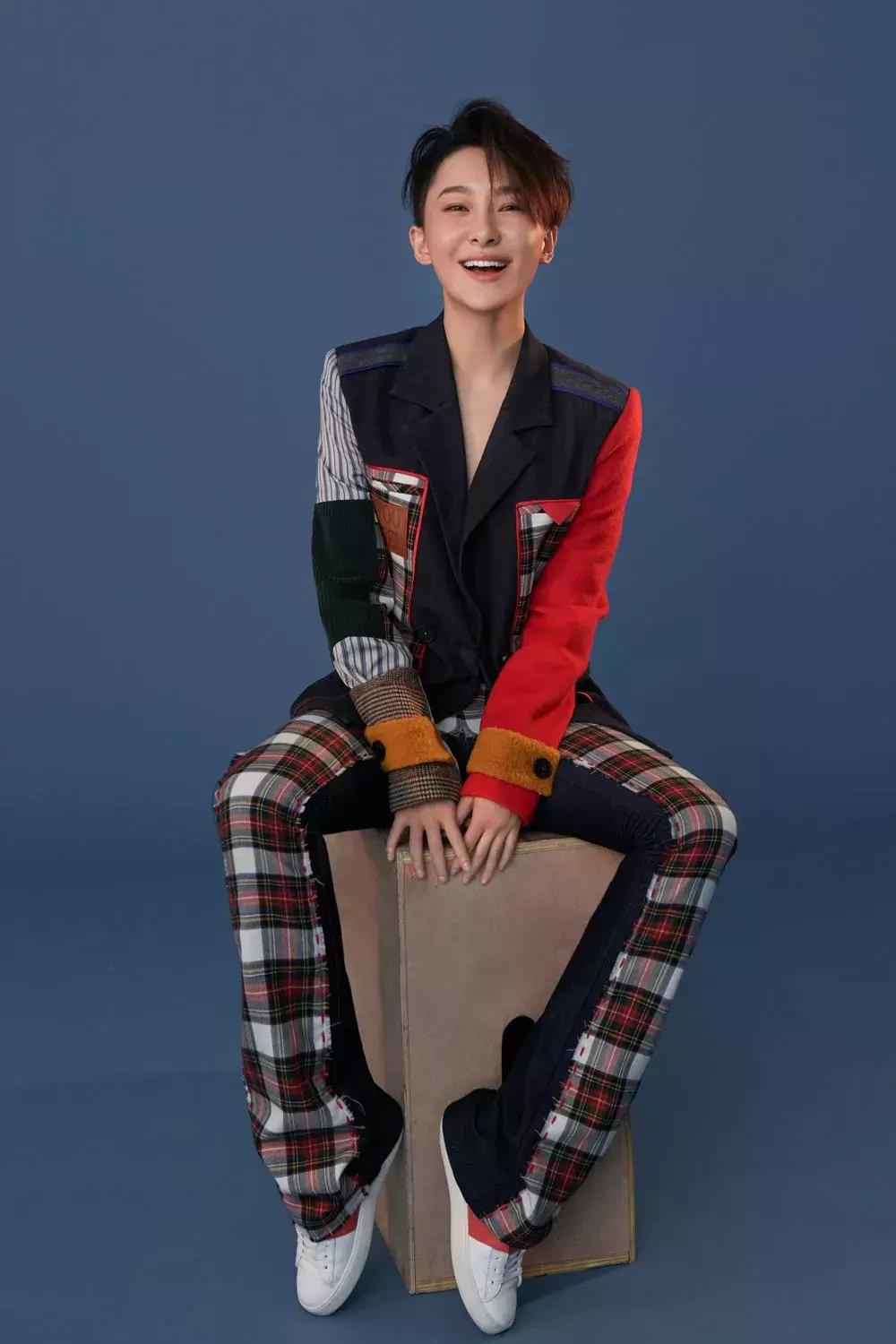 谍战深海之惊蛰吉丽旗袍,谍战深海之惊蛰吉丽喜欢谁