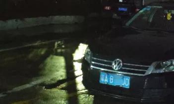 广州两个小伙租车来斗门,来珠海租车被带走