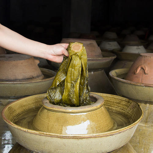 酸脆可口的老坛酸菜开吃了,老坛酸菜酸脆爽口