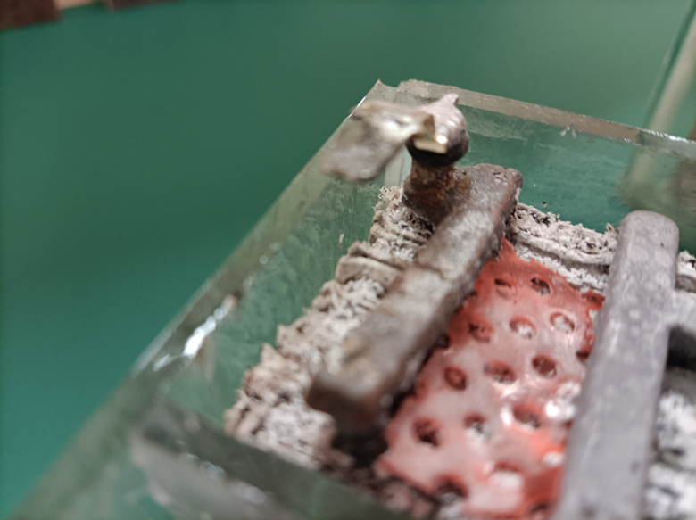 电池断格是什么原因,电池厂售后维修