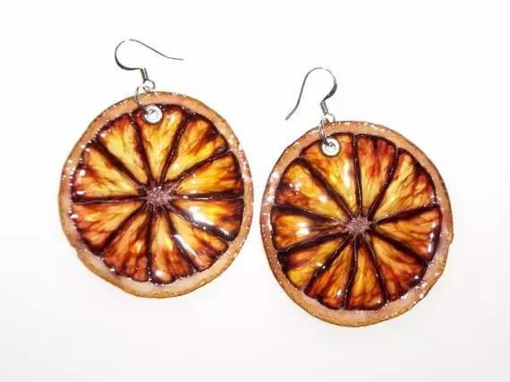 她把水果变成了“宝石”，6年卖出3143件，成美国最畅销的首饰