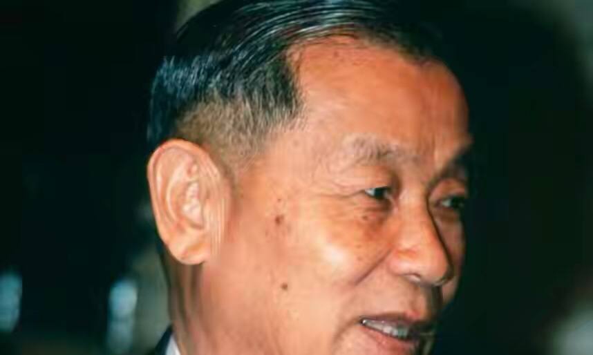 卖抗生素赚6000万，卖啤酒赚7亿，深挖6大富豪的致富秘诀