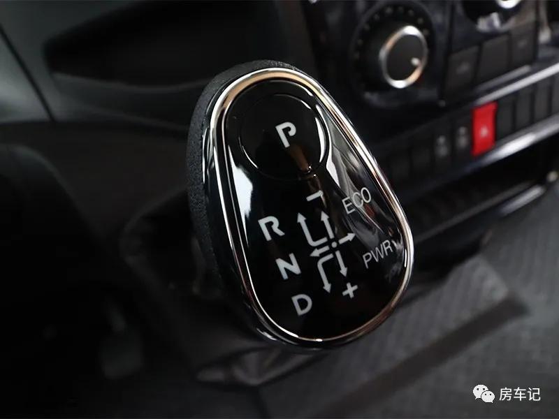 隆翠凯歌双拓展房车,隆翠房车凯歌c620中国红