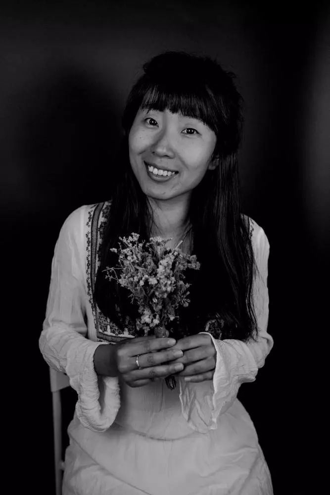 十位残障女性的肖像