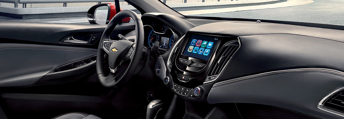 雪佛兰科鲁兹是国产车还是合资车,雪佛兰科鲁兹汽车实用好物推荐