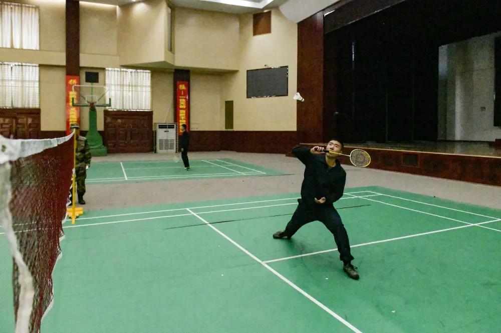 羡慕→临汾旅官兵“野”会玩