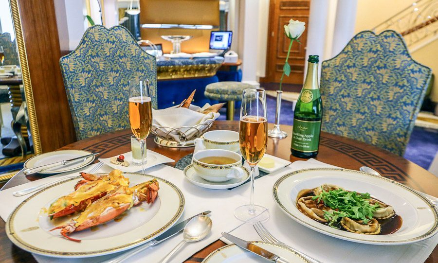 迪拜帆船酒店一晚普通房,迪拜帆船七星级酒店大套房