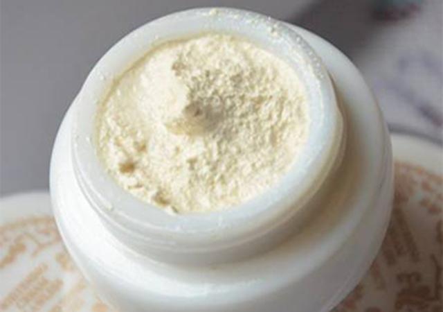 如何让皮肤变白细腻光滑,怎样可以使皮肤变白嫩细腻光滑